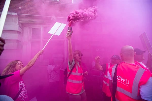 Royal Mail are ‘losing £1 million a day’ and further planned strike action ‘will weaken their financial position’ – London Business News | Londonlovesbusiness.com