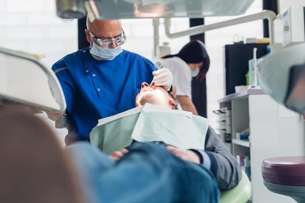 Pain and fear after a dental visit: How lawyers can help you - London Business News | Londonlovesbusiness.com