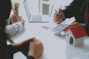 The 2026 remortgage squeeze: Why doing nothing could cost homeowners hundreds a month Lawyer,Insurance,Broker,Consulting,Giving,Legal,Advice,To,Couple,Customer