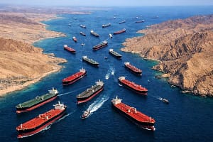 Ships stuck in the Strait of Hormuz Ld