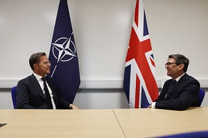 Brits urged to join emergency civilian register as Russian threat puts UK on alert Prime Minister Andy Burnham visits Harwell Science