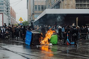 'The mob will come wading in': Row erupts over Greens invoking French riots POLITICS UNIONS NATIONAL DEMONSTRATION