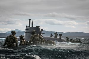 Green berets go to war: Elite troops emerge from German submarine in huge NATO exercise Green Berets1 LPhot Hutchins