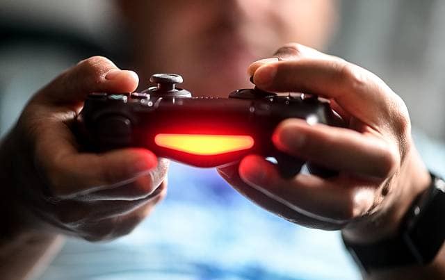 Digital spending surges as gamers turn to flexible payment options - London Business News | Londonlovesbusiness.com