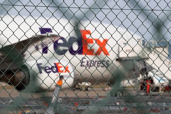 You’ve already missed the last deadline for sending a parcel for Christmas