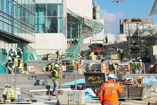 Why most waterproof workwear fails on construction sites - London Business News | Londonlovesbusiness.com