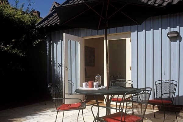 Exploring a mews house in Central London - London Business News | Londonlovesbusiness.com