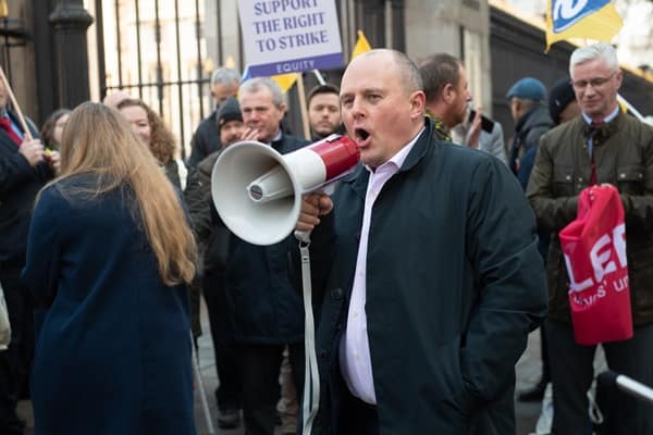 TUC warns 6 month qualifying period would leave more than 2m workers at risk from unfair dismissal - London Business News | Londonlovesbusiness.com