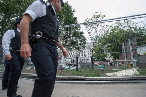 Calls for safer enforcement as surveys show alarming violence towards bailiffs - London Business News | Londonlovesbusiness.com