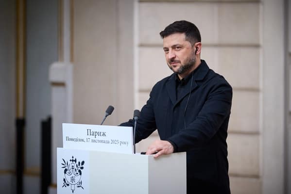 Zelensky's plane came under 'military grade' drone attack coming into Dublin Airport - London Business News | Londonlovesbusiness.com