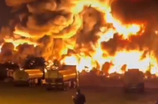 Bahrain rocked by explosions after an Iranian attack - London Business News | Londonlovesbusiness.com