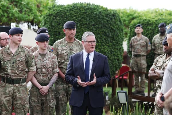 Starmer distances UK from US blockade plan as Gulf tensions threaten energy markets