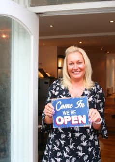 New Start Betty La La Open Door