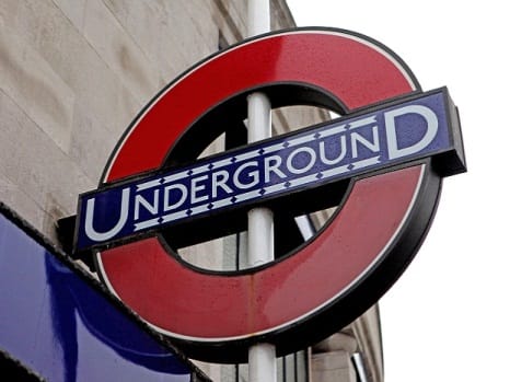 London Underground crowding - commuters battle 