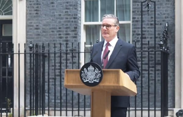 Starmer quits as Prime Minister after a brutal revolt by Labour MPs