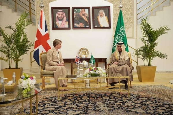 Cooper fumes that Iran and Russia are 'hijacking global economy' blocking the Strait of Hormuz - London Business News | Londonlovesbusiness.com