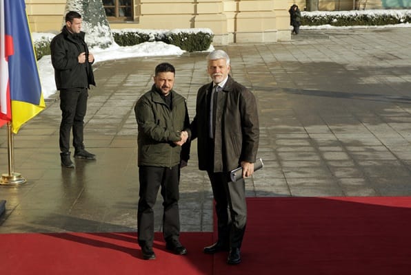 Ukraine to receive ‘highly effective combat planes’ to fight Putin’s drones – London Business News | London Wallet