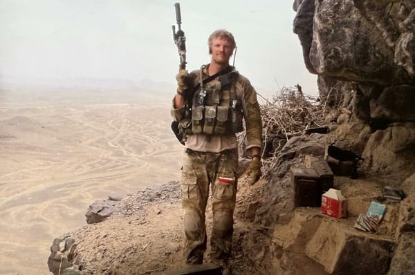 War hero and Armed Forces Minister Al Carns set to stand against Starmer - London Business News | Londonlovesbusiness.com
