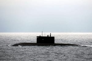 Russian Kilo attack submarine @RoyalNavy