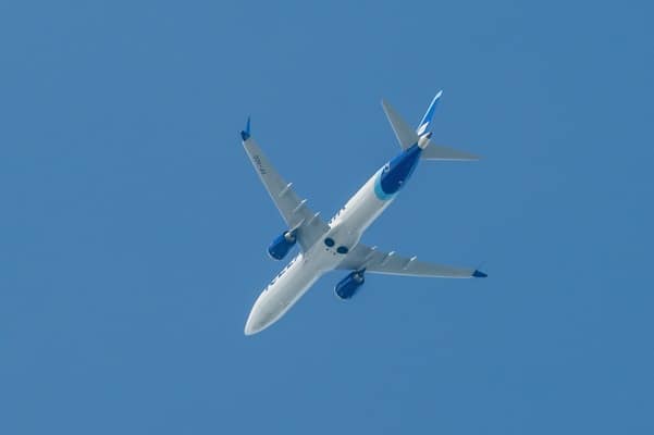 Airplane over Saarmund