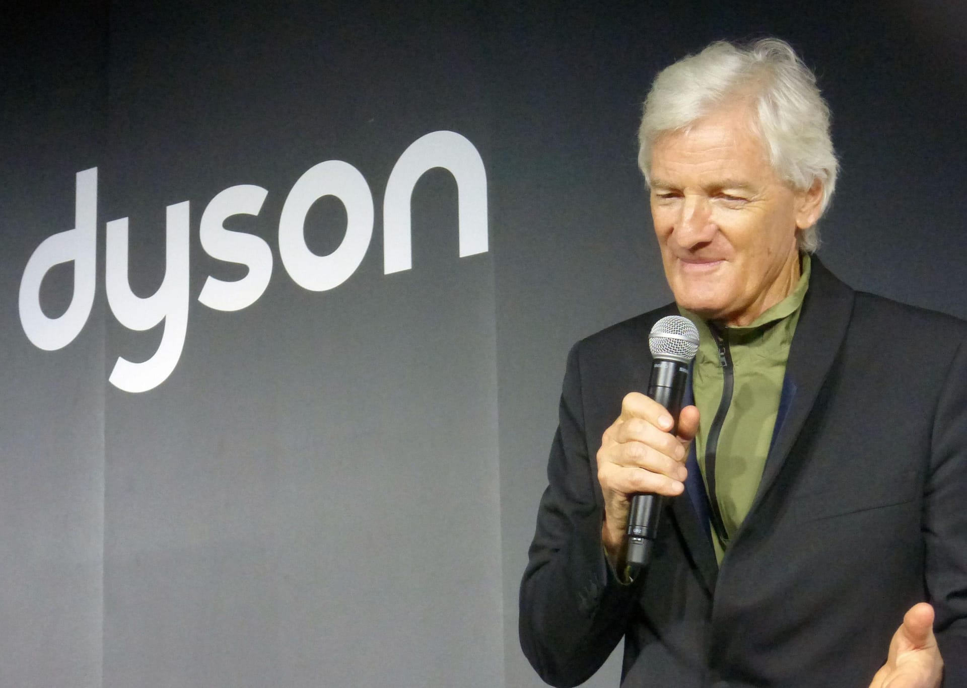 Regulator pulls Dyson cordless fan ad, revealing hidden concerns