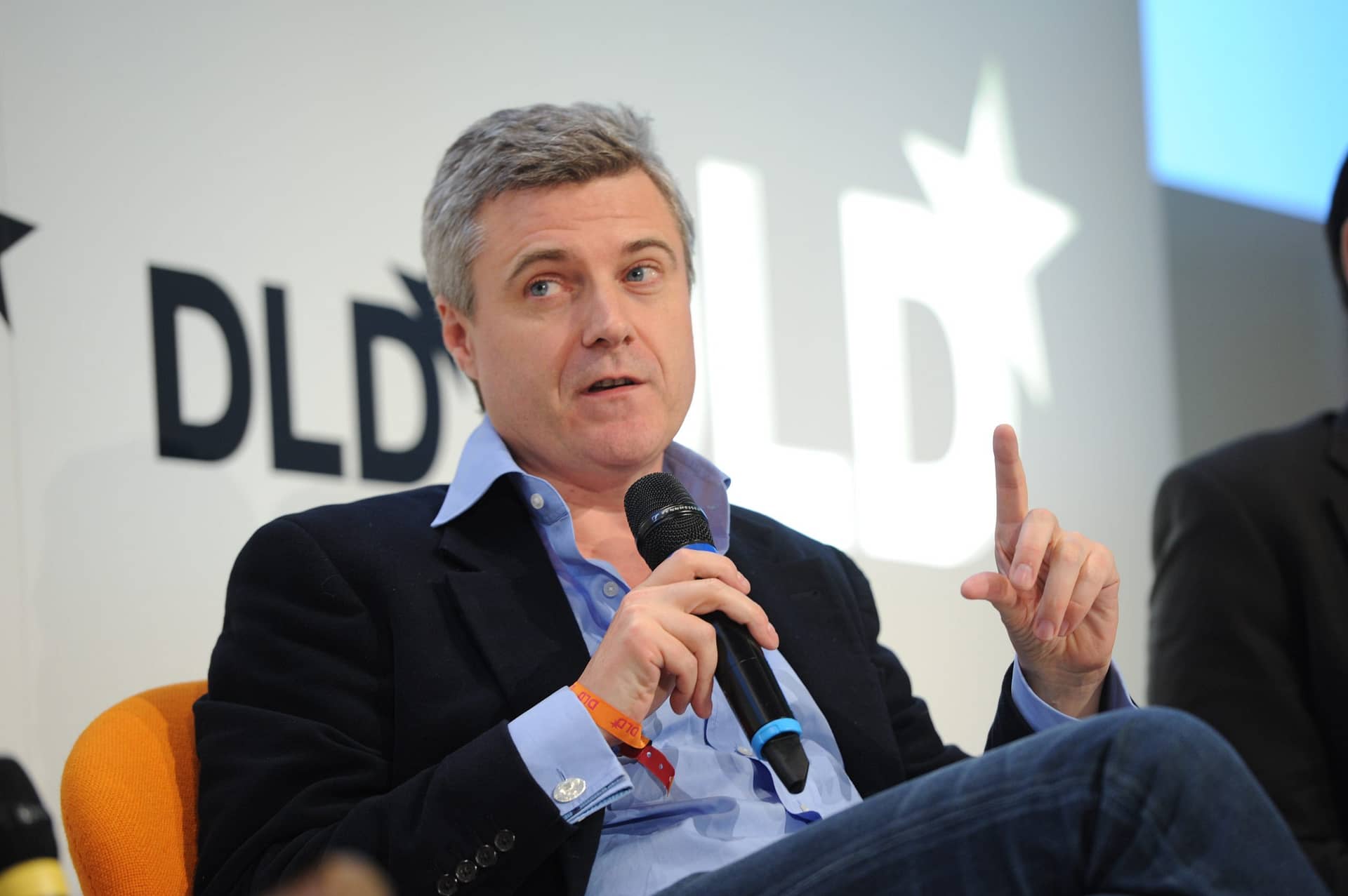 WPP slashes thousands of jobs, signaling a seismic shift in the advertising world.