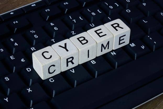 A Third of Hackers Lurk in Hijacked Email Accounts for Weeks