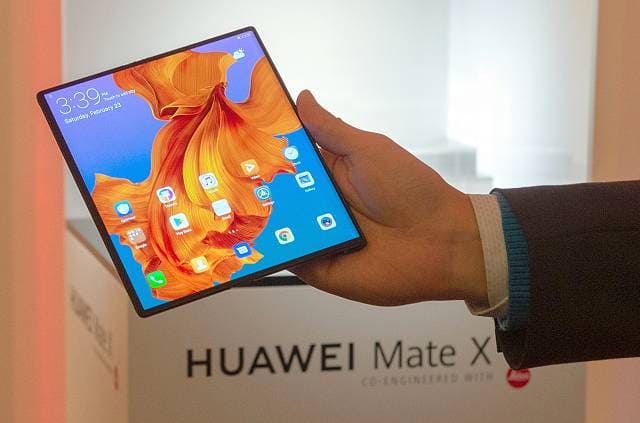 Huawei Unleashes Revolutionary Foldable Smartphone