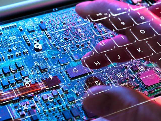 New Study Shows Brits\’ Poor Online Habits Expose Them to Hacking