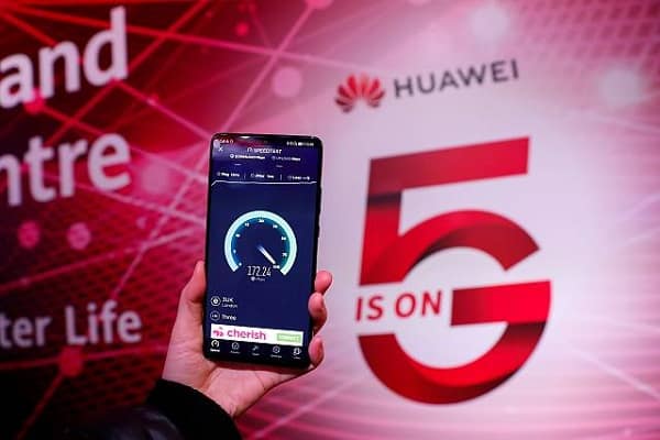 Londoners Fear 5G is a Secret Spy Network, 20% Confident They’re Being Monitored