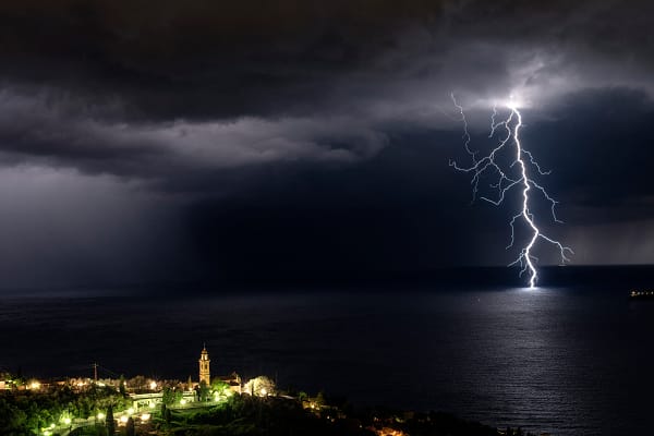 Millions of Households Threatened by 3‑Hour Power Outages – Beat Them With These Strategies