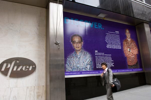 Pfizer Drops 36% – Is 2024 the Right Time to Buy?