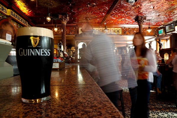 Guinness Shortage Forces Pubs into a Dry January Crisis