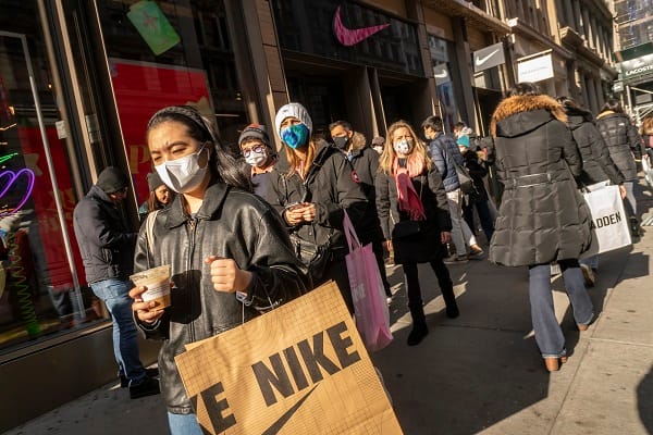 Retailers Alarmed as Inflation and Energy Crisis Loom Retailers Alarmed as Inflation and Energy Crisis Loom