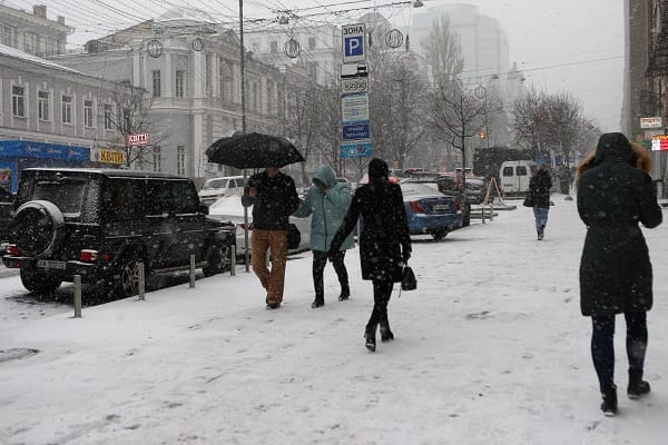 Kyiv\’s Fear Rises as Trump Engages Putin, Ukraine Ignored