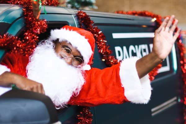 Santa Gets Only a Mince Pie, While Packfleet’s Seasonal Delivery Team Reaps a Sackful of Sweet Perks