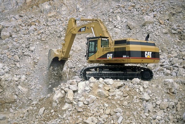 Caterpillar (CAT) Signals a 10% Rally Ahead as Strong Fundamentals Emerge