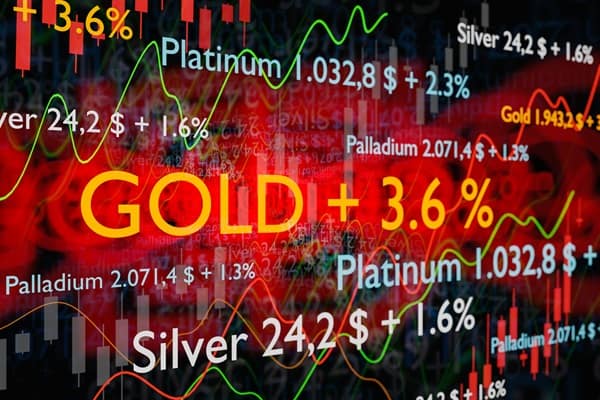 Gold Rises to Near‑Record Heights Amid Looming Trade and Geopolitical Tensions