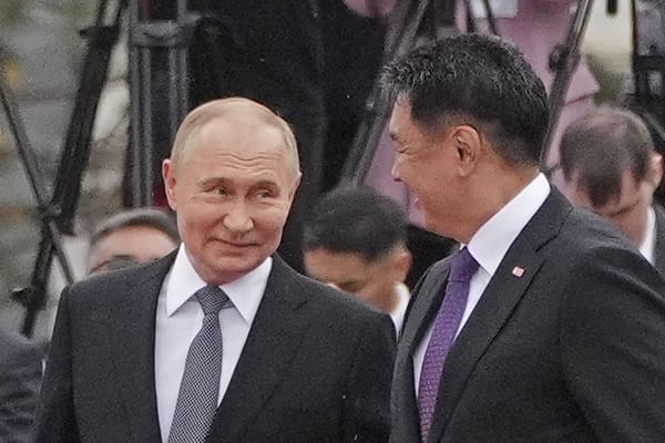Putin Applauds Trump’s Pragmatic Vision, Sparks Hope for U.S.-Russia Harmony