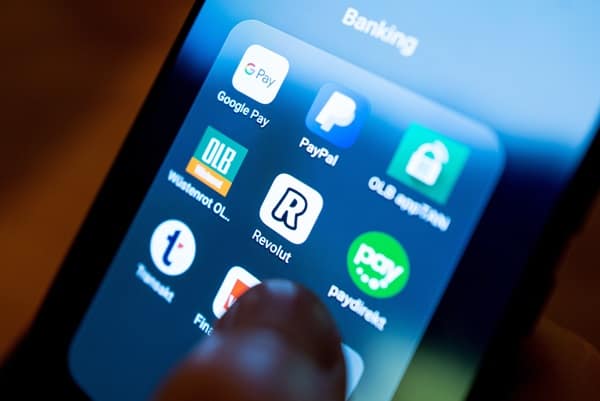 Revolut Outshines Traditional Banks in Fresh UK Reputation Analysis