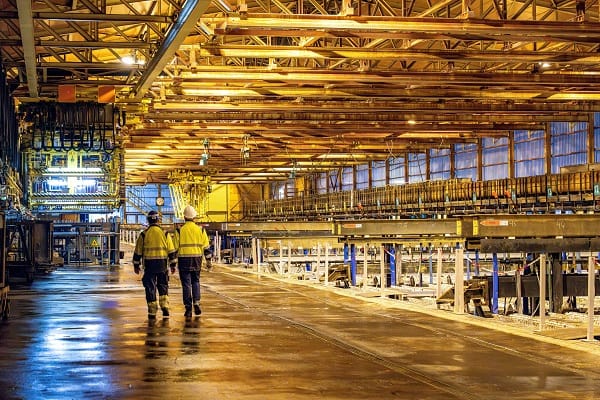 Glencore Eyes UK Delisting, Sending Shockwaves Through London Markets