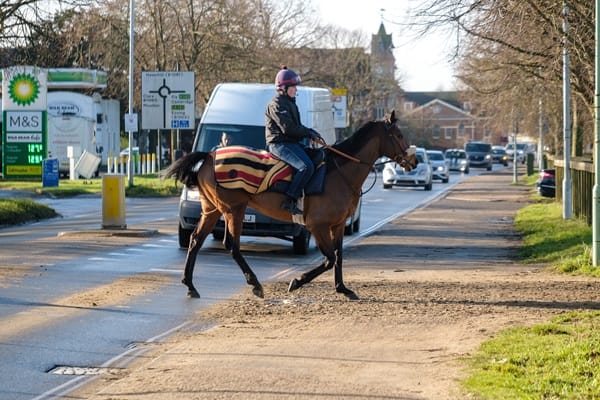Police clamp down on motorists to travel at 10mph under new laws