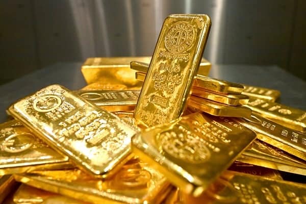 Gold sets fresh record as safe-haven demand strengthens - London Business News | Londonlovesbusiness.com