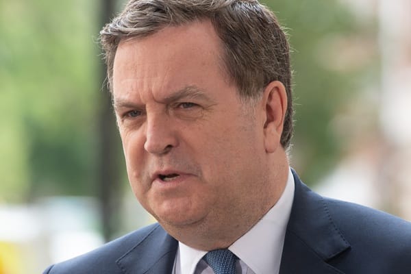 Tories pledge to abolish business rates on the high street - London Business News | Londonlovesbusiness.com