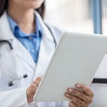 Doctors giving out sick notes too easily and for too long Doctors giving out sick notes too easily and for too long