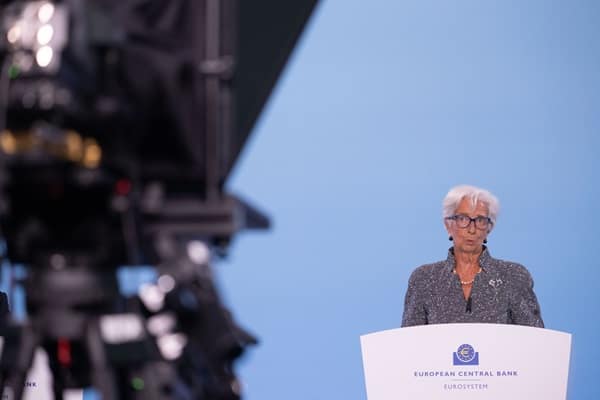 Eurozone Inflation Slips Below Target, First Drop in Five Months