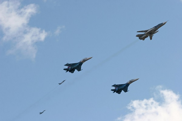 Russian warplanes with lethal payloads are in Belarus and could hit Kyiv in a ‘new massive strike’  – London Business News | Londonlovesbusiness.com