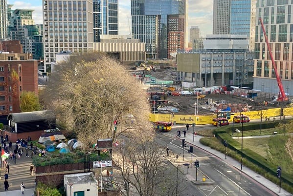 US Embassy in lockdown following a ‘controlled explosion’ amid a ‘suspicious package’ found – London Business News | London Wallet
