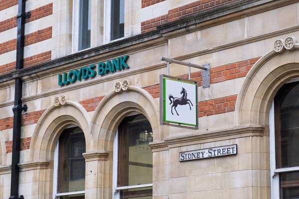 Lloyds Bank forced to set aside another £700 million after car finance probe – London Business News | London Wallet