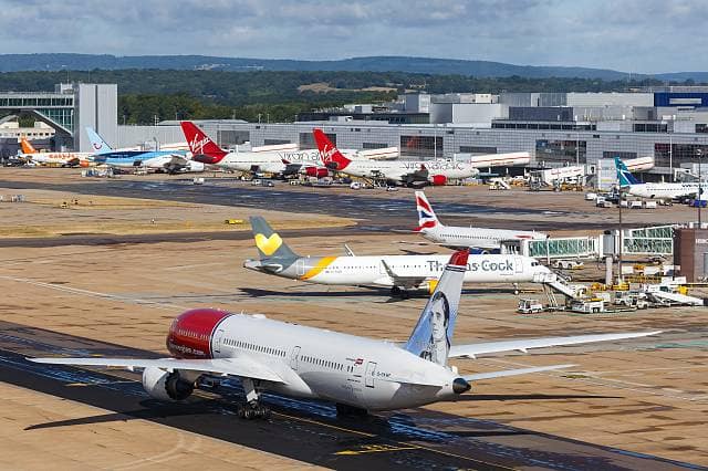 Your ultimate guide to Gatwick Airport taxi and transfers – London Business News | Londonlovesbusiness.com Your ultimate guide to Gatwick Airport taxi and transfers – London Business News | Londonlovesbusiness.com